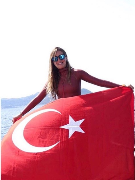 Photo of Şahika Ercümen, Antarktika’da da Türk bayrağını dalgalandıracak.